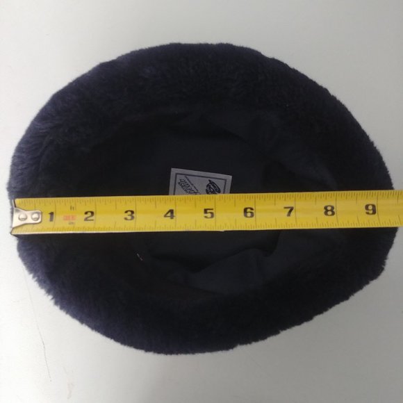 Blue suede and faux fur winter hat - Picture 12 of 12